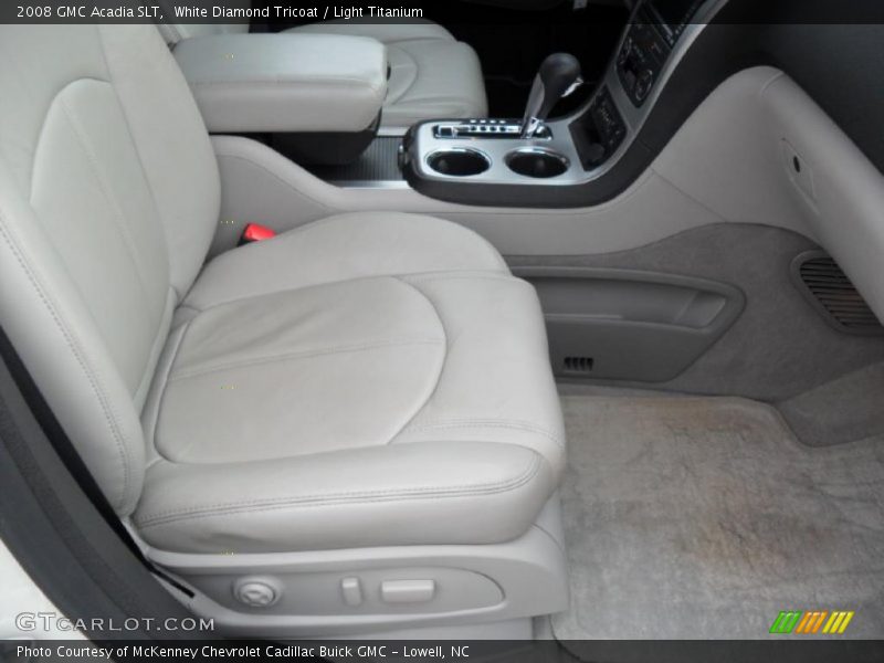 White Diamond Tricoat / Light Titanium 2008 GMC Acadia SLT