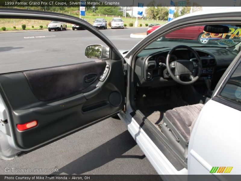 Silvermist Metallic / Graphite 1999 Pontiac Grand Prix GT Coupe
