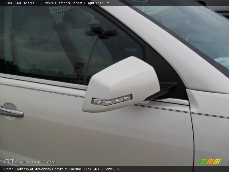 White Diamond Tricoat / Light Titanium 2008 GMC Acadia SLT