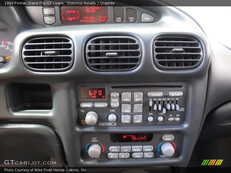 Silvermist Metallic / Graphite 1999 Pontiac Grand Prix GT Coupe