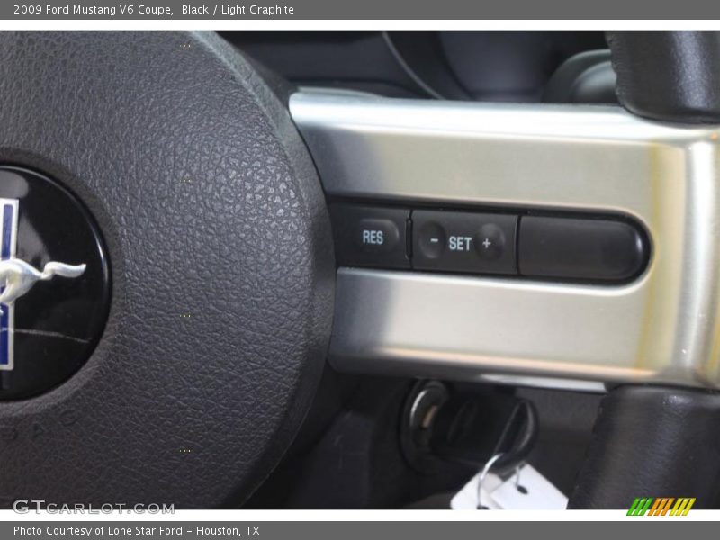 Black / Light Graphite 2009 Ford Mustang V6 Coupe