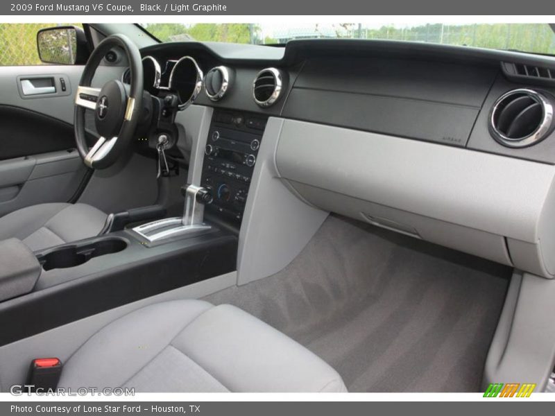 Black / Light Graphite 2009 Ford Mustang V6 Coupe