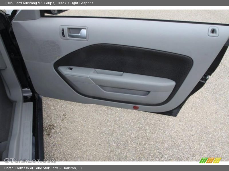Black / Light Graphite 2009 Ford Mustang V6 Coupe