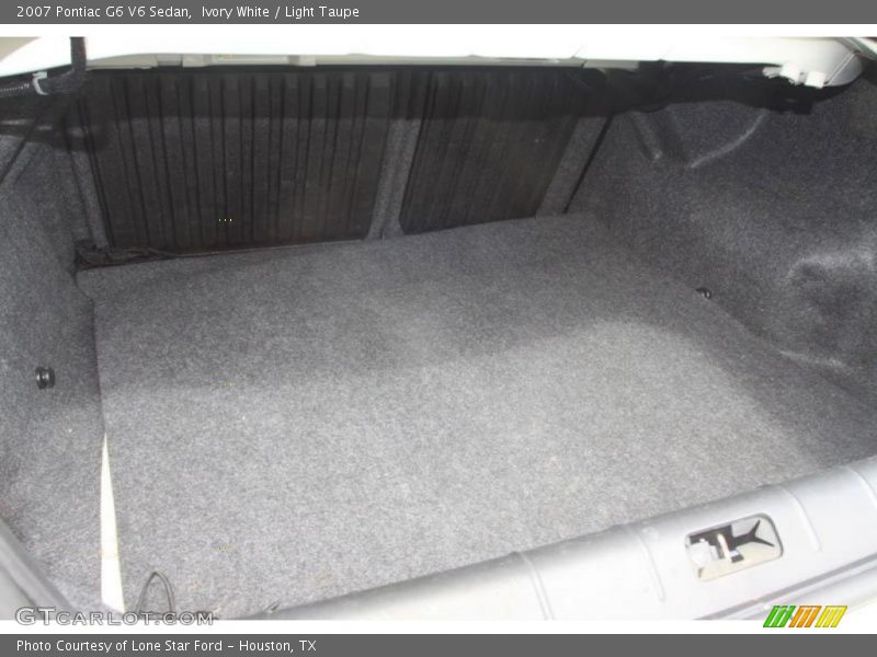 Ivory White / Light Taupe 2007 Pontiac G6 V6 Sedan
