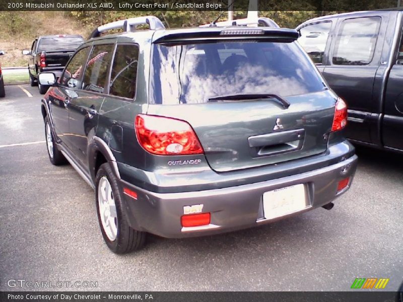 Lofty Green Pearl / Sandblast Beige 2005 Mitsubishi Outlander XLS AWD