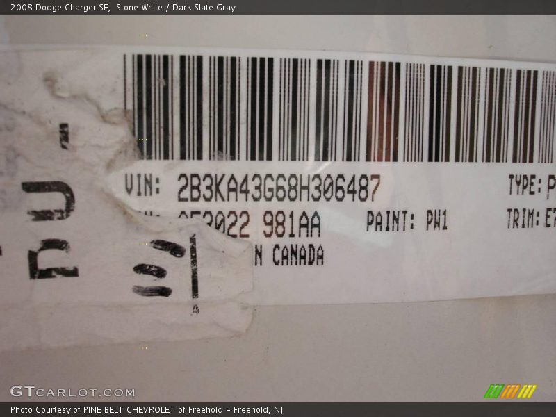 Stone White / Dark Slate Gray 2008 Dodge Charger SE
