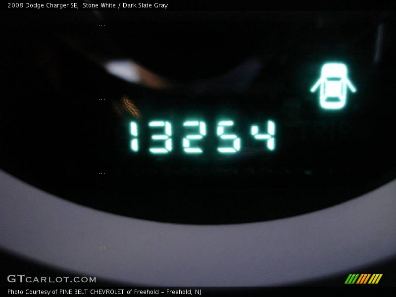 Stone White / Dark Slate Gray 2008 Dodge Charger SE