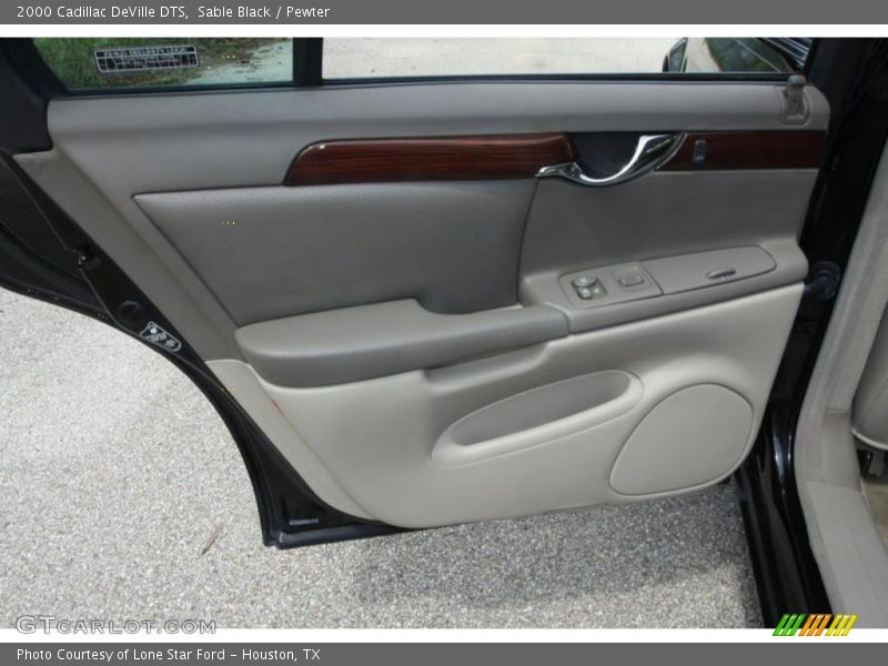 Sable Black / Pewter 2000 Cadillac DeVille DTS
