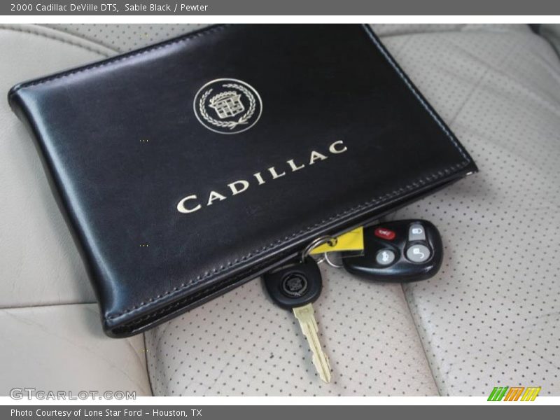 Sable Black / Pewter 2000 Cadillac DeVille DTS