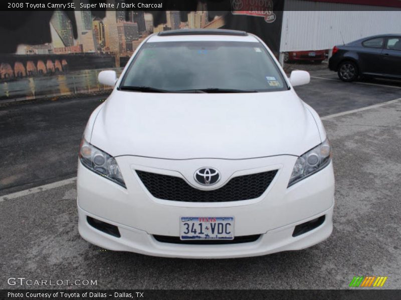 Super White / Dark Charcoal 2008 Toyota Camry SE