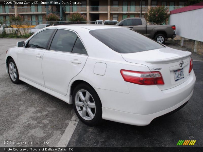 Super White / Dark Charcoal 2008 Toyota Camry SE