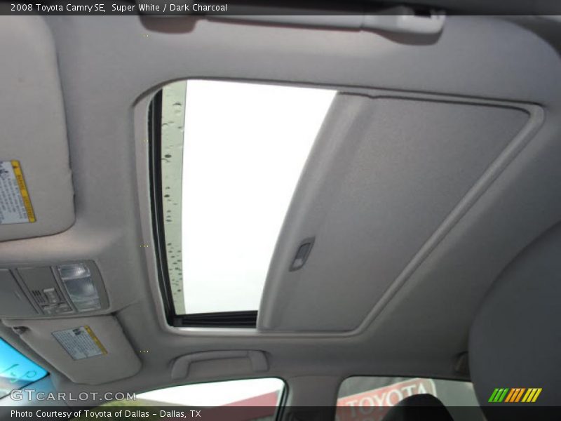 Super White / Dark Charcoal 2008 Toyota Camry SE