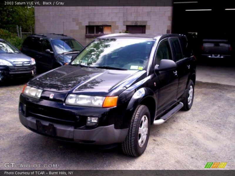 Black / Gray 2003 Saturn VUE V6