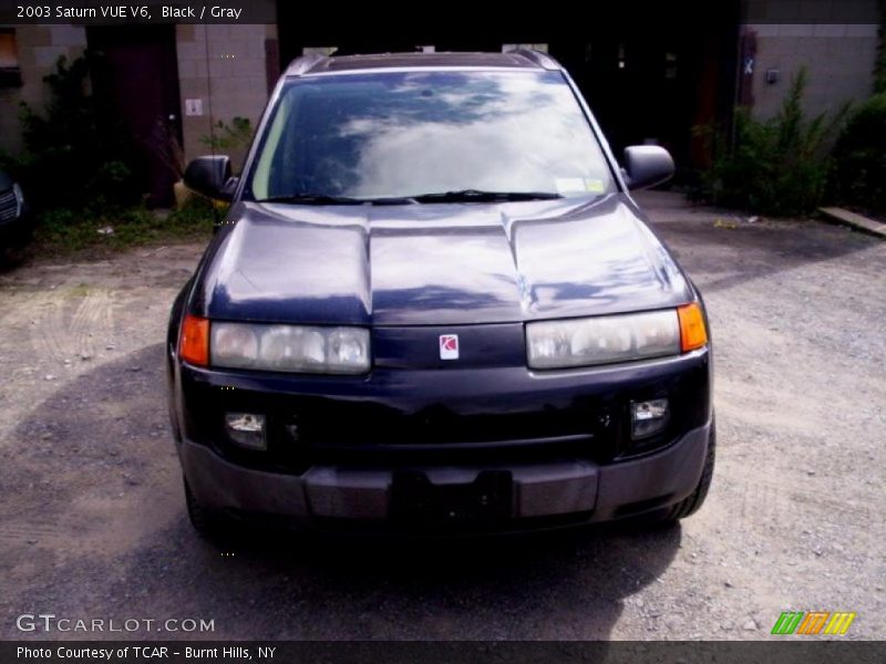 Black / Gray 2003 Saturn VUE V6