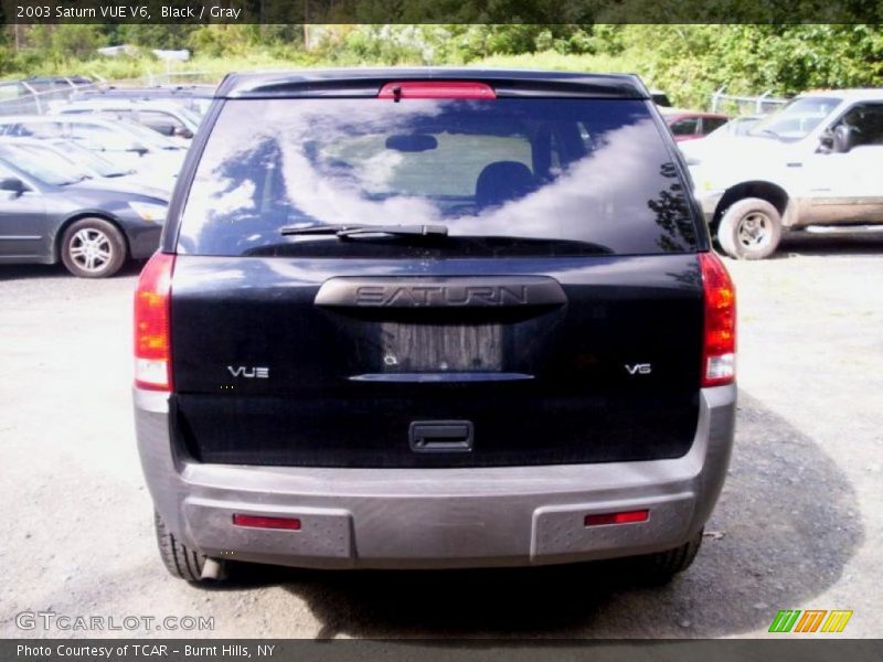 Black / Gray 2003 Saturn VUE V6