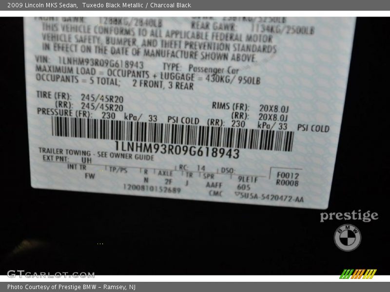 Tuxedo Black Metallic / Charcoal Black 2009 Lincoln MKS Sedan
