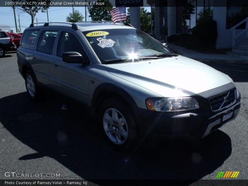 Crystal Green Metallic / Taupe 2005 Volvo XC70 AWD