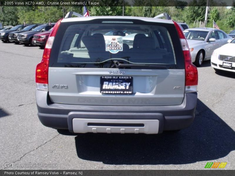 Crystal Green Metallic / Taupe 2005 Volvo XC70 AWD