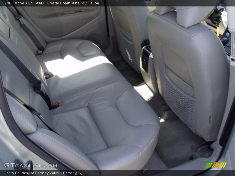 Crystal Green Metallic / Taupe 2005 Volvo XC70 AWD