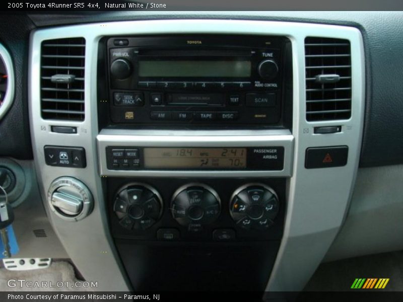 Natural White / Stone 2005 Toyota 4Runner SR5 4x4