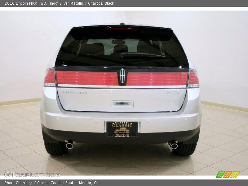 Ingot Silver Metallic / Charcoal Black 2010 Lincoln MKX FWD