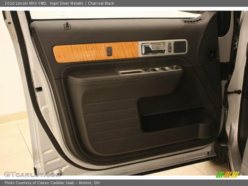 Ingot Silver Metallic / Charcoal Black 2010 Lincoln MKX FWD