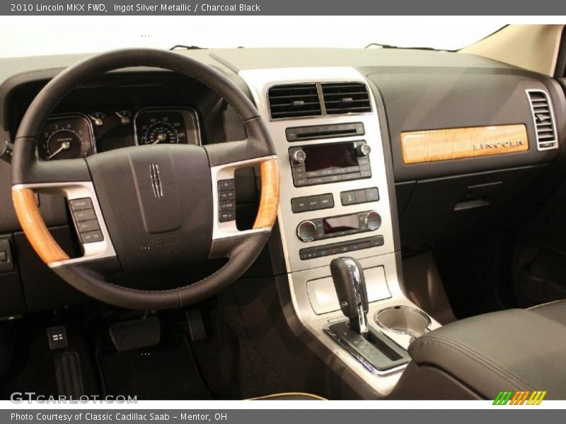 Ingot Silver Metallic / Charcoal Black 2010 Lincoln MKX FWD