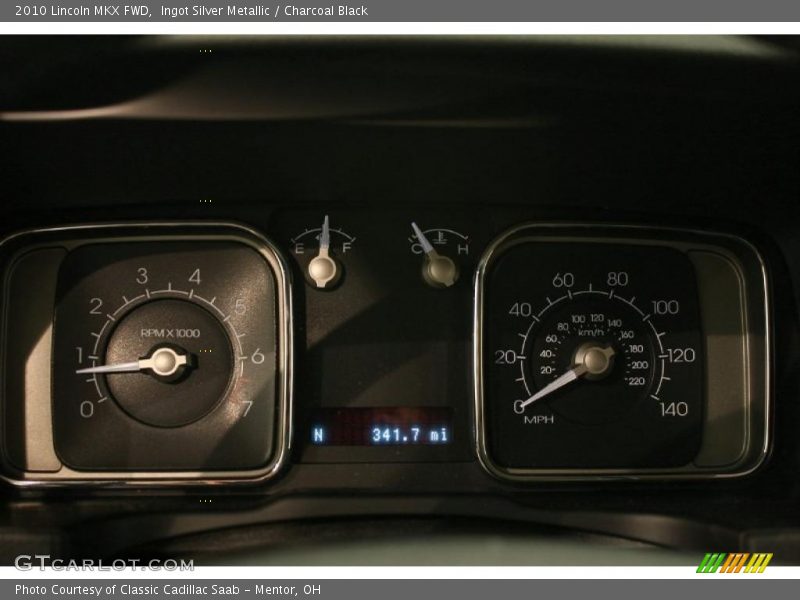 Ingot Silver Metallic / Charcoal Black 2010 Lincoln MKX FWD