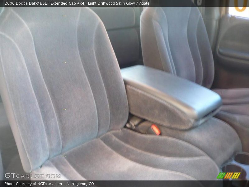 Light Driftwood Satin Glow / Agate 2000 Dodge Dakota SLT Extended Cab 4x4