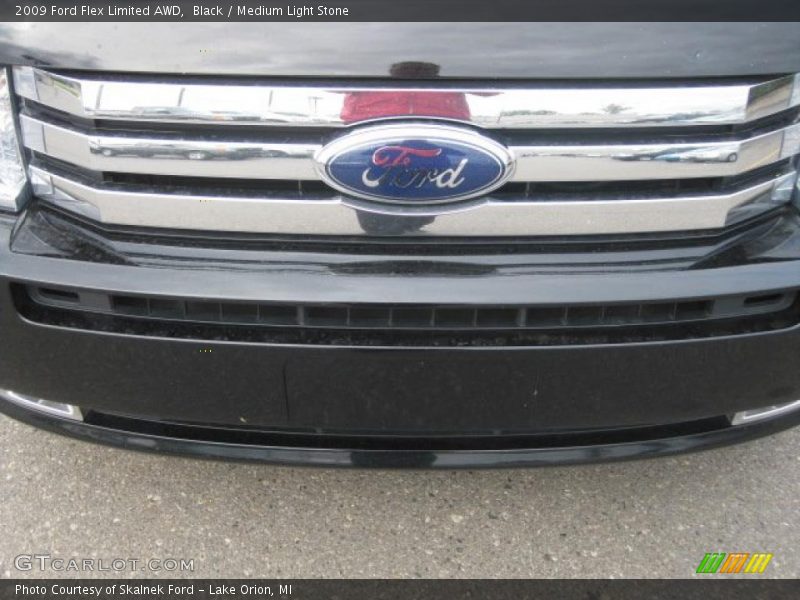 Black / Medium Light Stone 2009 Ford Flex Limited AWD