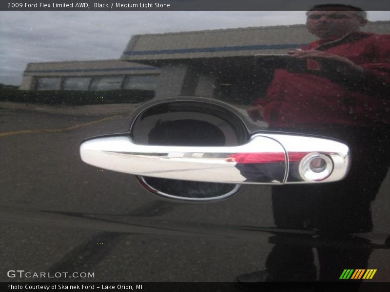 Black / Medium Light Stone 2009 Ford Flex Limited AWD