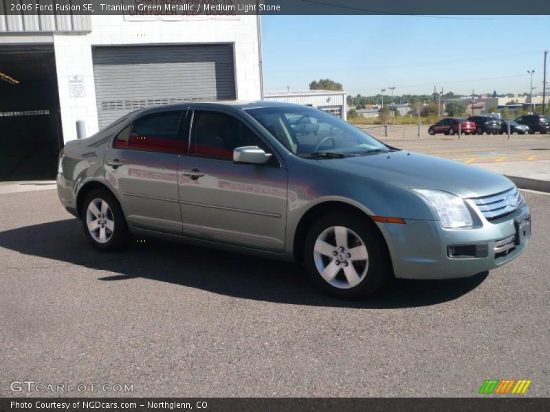 Titanium Green Metallic / Medium Light Stone 2006 Ford Fusion SE