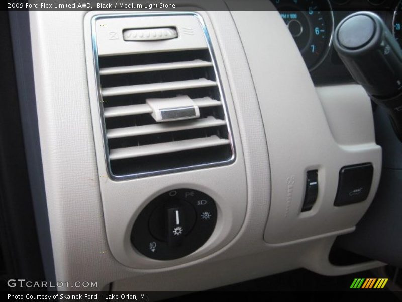 Black / Medium Light Stone 2009 Ford Flex Limited AWD