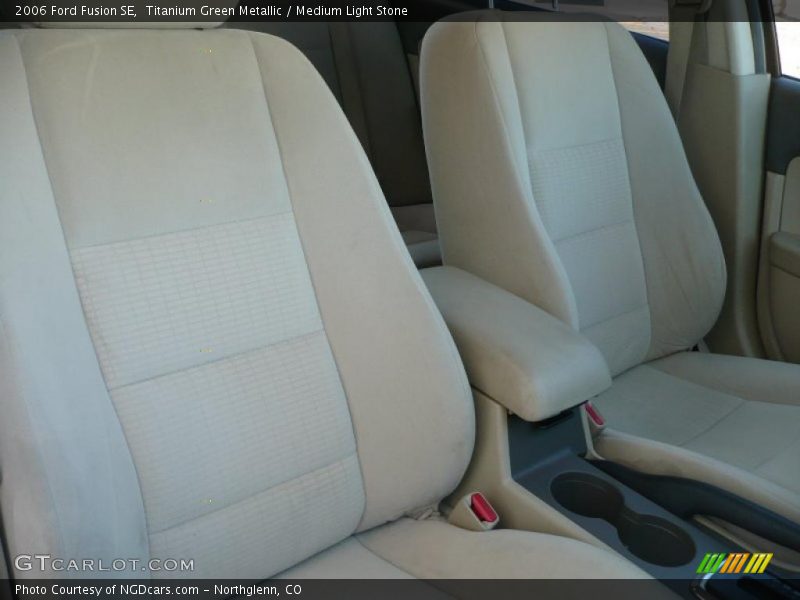 Titanium Green Metallic / Medium Light Stone 2006 Ford Fusion SE