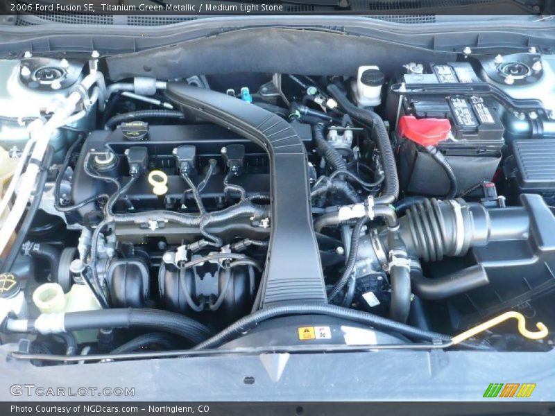 Titanium Green Metallic / Medium Light Stone 2006 Ford Fusion SE
