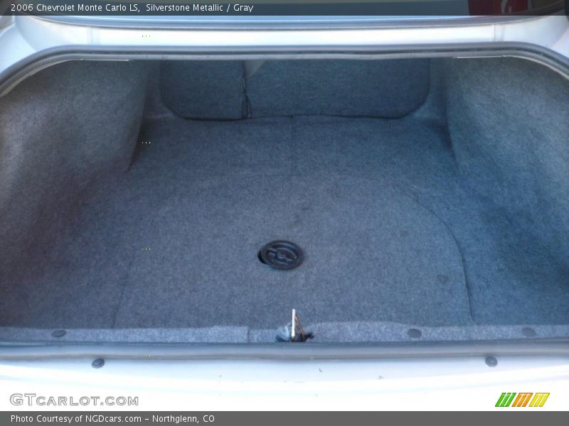 Silverstone Metallic / Gray 2006 Chevrolet Monte Carlo LS