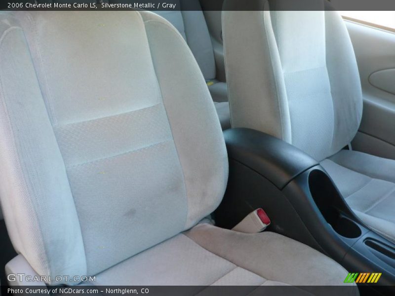 Silverstone Metallic / Gray 2006 Chevrolet Monte Carlo LS