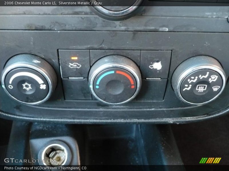 Silverstone Metallic / Gray 2006 Chevrolet Monte Carlo LS