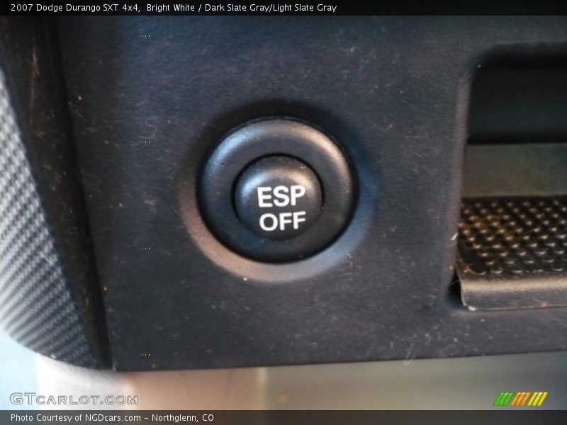 Bright White / Dark Slate Gray/Light Slate Gray 2007 Dodge Durango SXT 4x4
