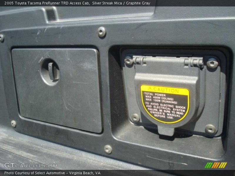 Silver Streak Mica / Graphite Gray 2005 Toyota Tacoma PreRunner TRD Access Cab
