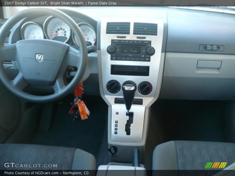 Bright Silver Metallic / Pastel Slate Gray 2007 Dodge Caliber SXT