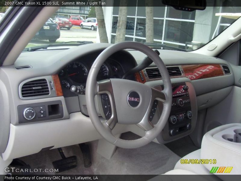 Summit White / Light Tan 2007 GMC Yukon XL 1500 SLE