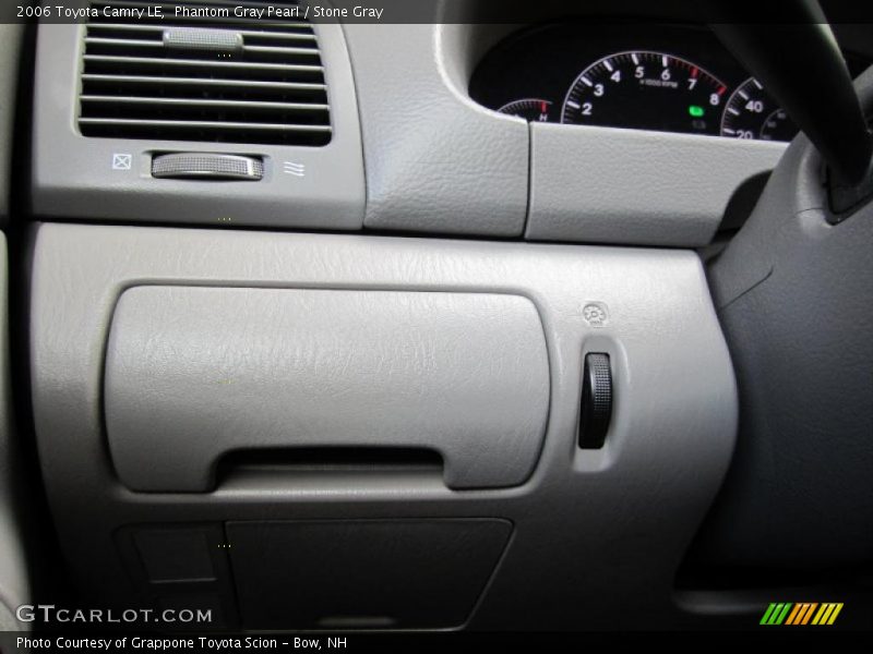 Phantom Gray Pearl / Stone Gray 2006 Toyota Camry LE