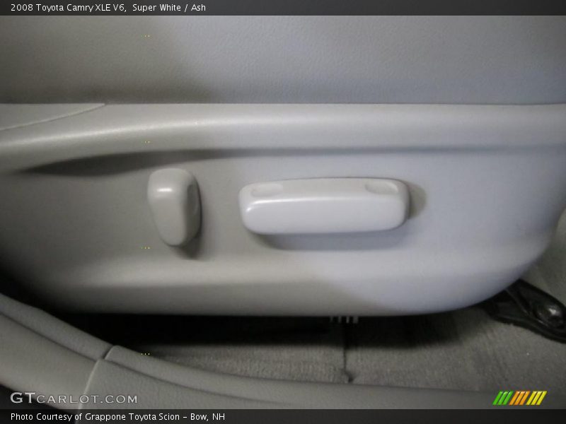 Super White / Ash 2008 Toyota Camry XLE V6