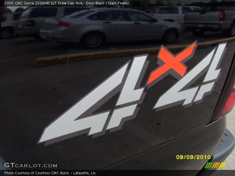 Onyx Black / Dark Pewter 2005 GMC Sierra 2500HD SLT Crew Cab 4x4
