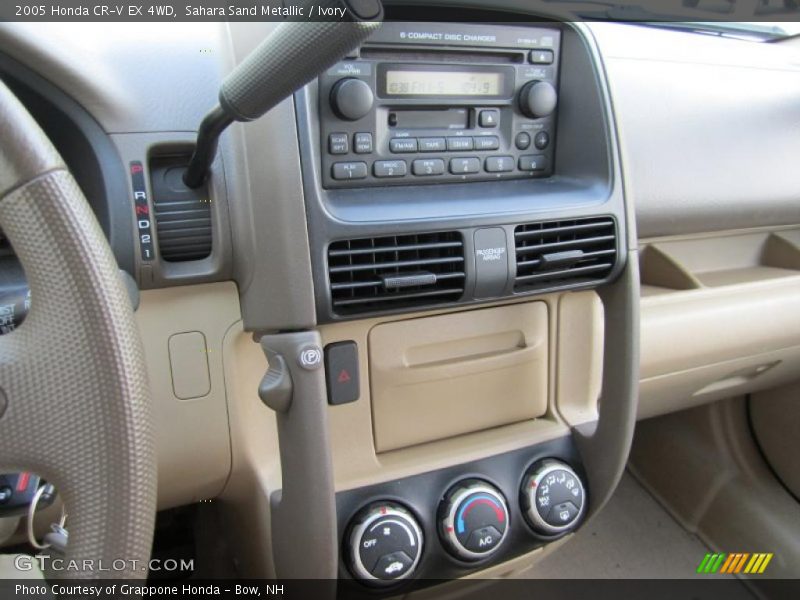 Sahara Sand Metallic / Ivory 2005 Honda CR-V EX 4WD
