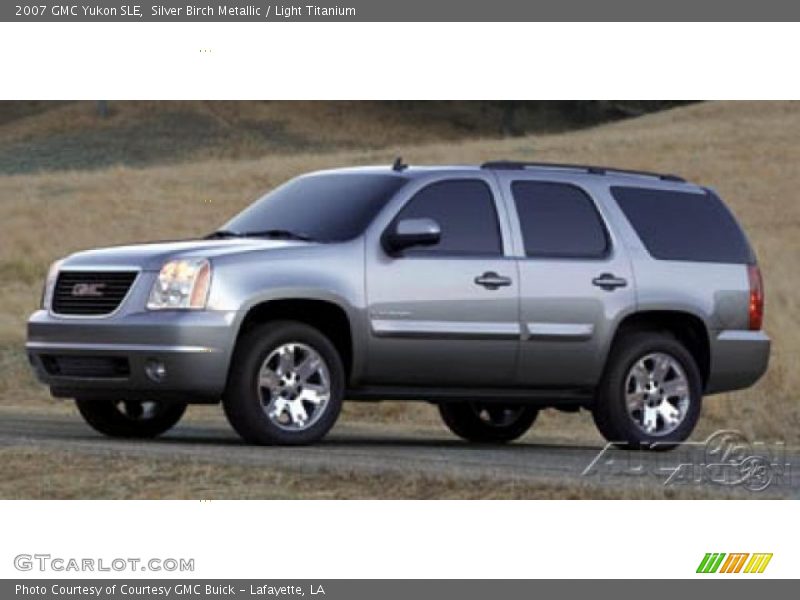 Silver Birch Metallic / Light Titanium 2007 GMC Yukon SLE