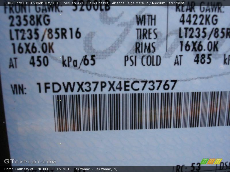 Arizona Beige Metallic / Medium Parchment 2004 Ford F350 Super Duty XLT SuperCab 4x4 Dually Chassis