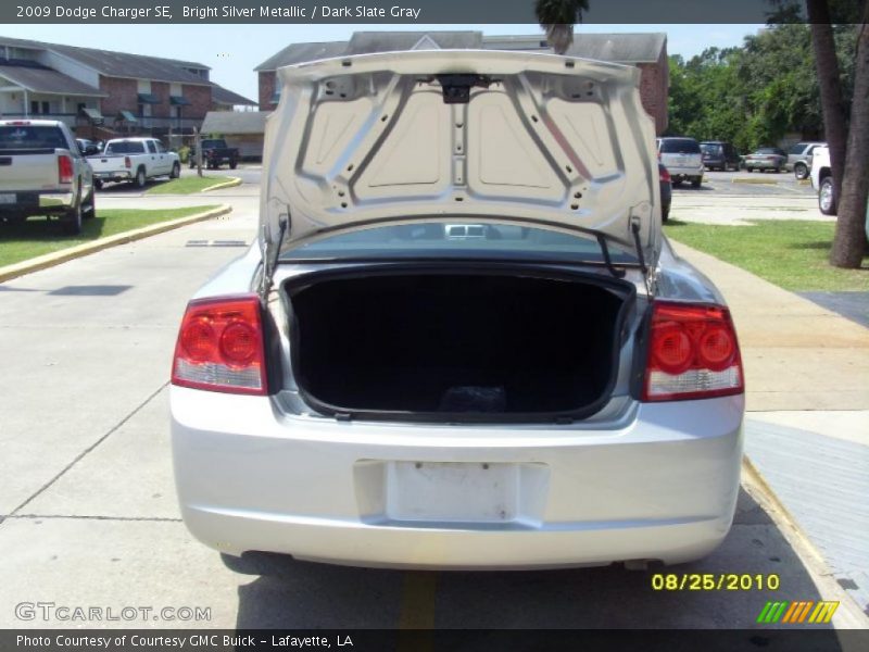 Bright Silver Metallic / Dark Slate Gray 2009 Dodge Charger SE