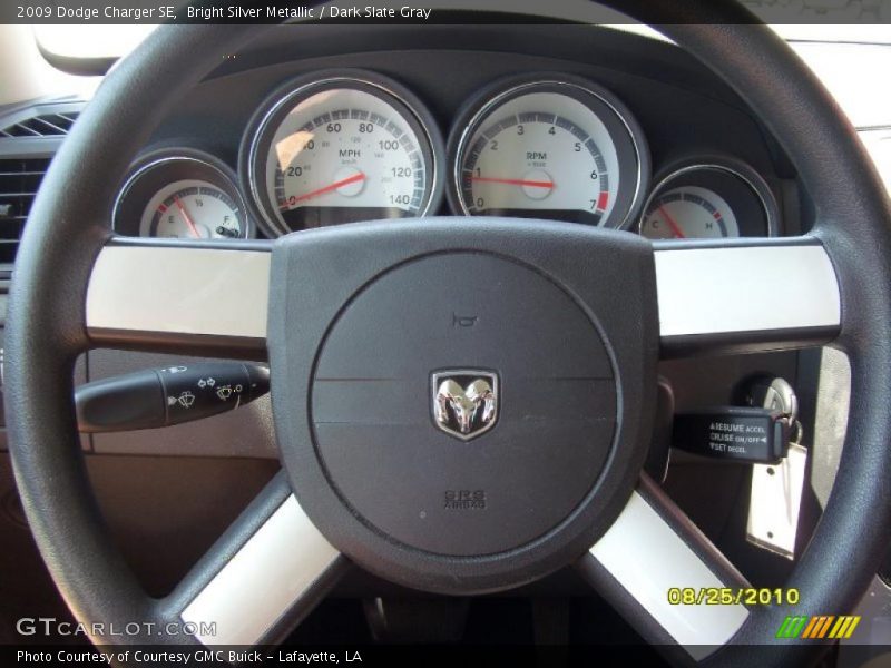 Bright Silver Metallic / Dark Slate Gray 2009 Dodge Charger SE